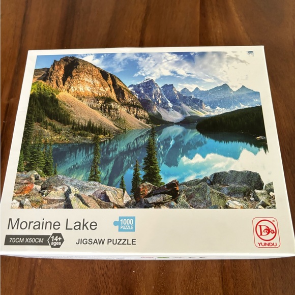 3 x 1000 piece scenery puzzles - Picture 1 of 4